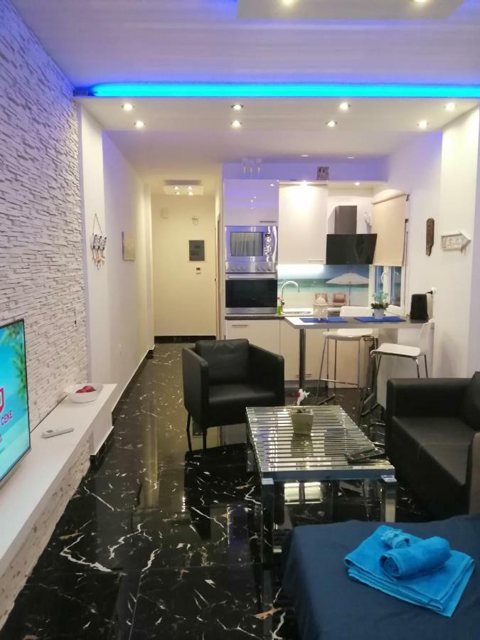 Totani Lux Apartamento Peraía Exterior foto