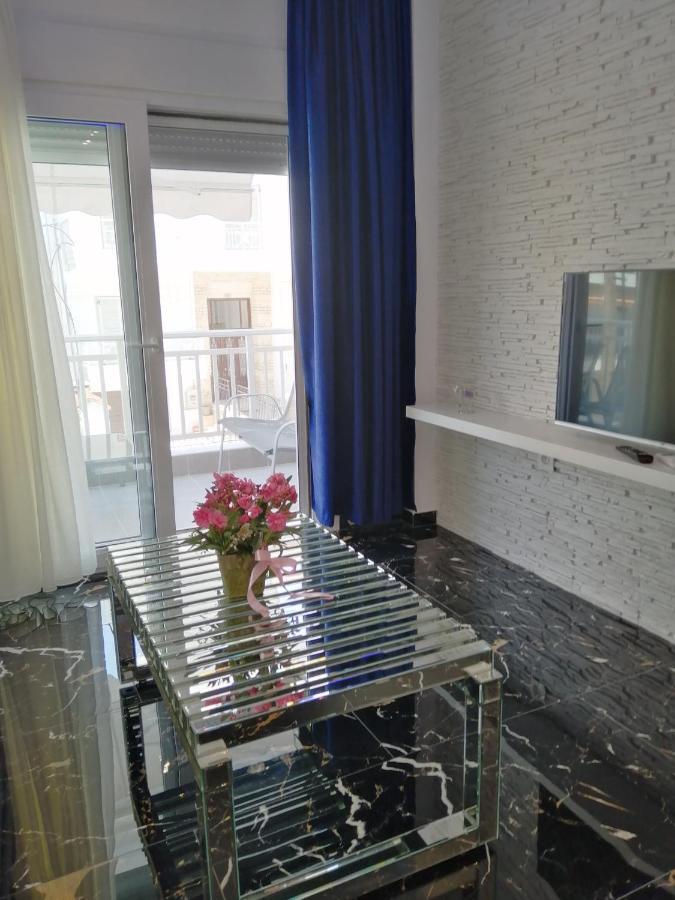 Totani Lux Apartamento Peraía Exterior foto