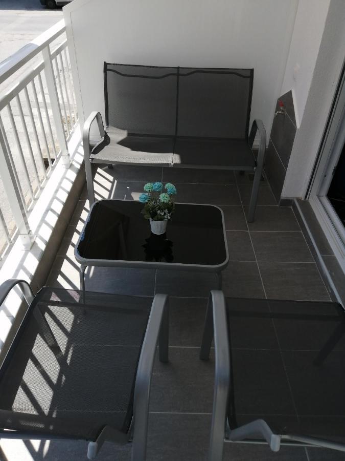 Totani Lux Apartamento Peraía Exterior foto