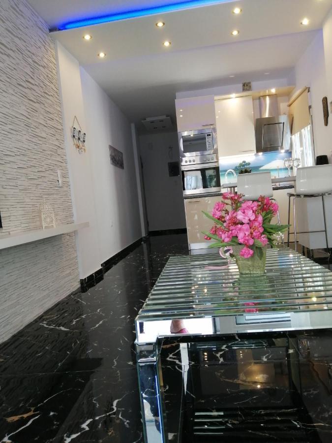 Totani Lux Apartamento Peraía Exterior foto