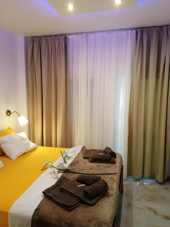 Totani Lux Apartamento Peraía Exterior foto