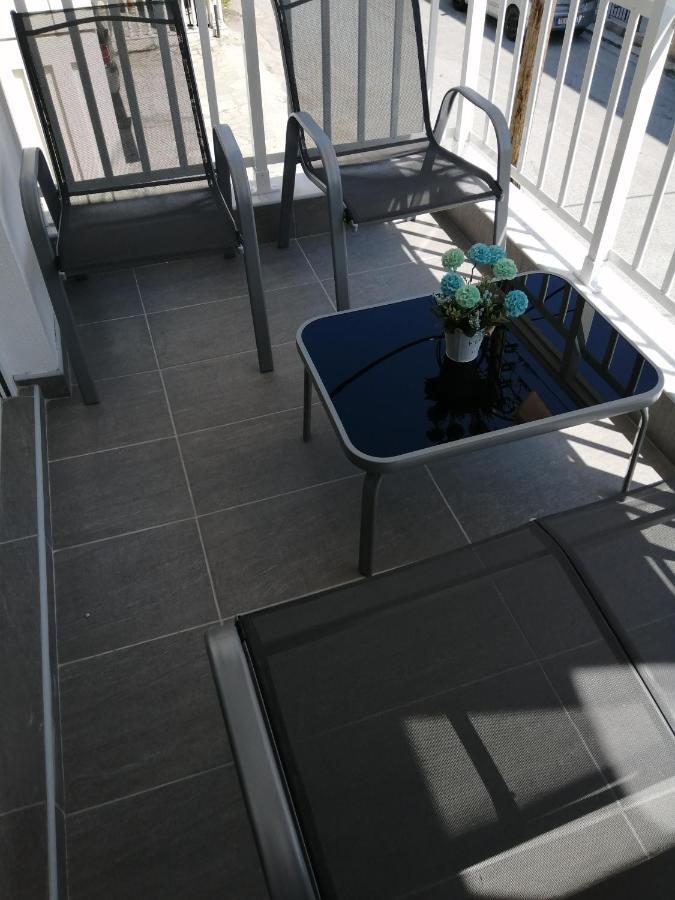 Totani Lux Apartamento Peraía Exterior foto